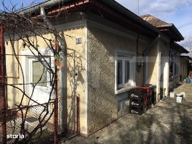 Casa 70mp utili, teren 1000mp, front stradal 10ml, Targoviste