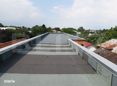 CLADIRE LA ROSU GAESTI, AFACERE