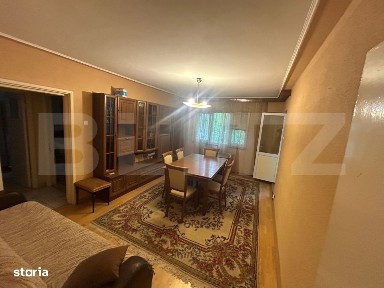 Apartament cu 4 camere, 70 mp, zona Podu Ros