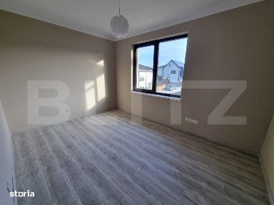 Casa 4 camere, 139mp, curte, terasa, 3 parcari, ansamblu privat, Dezmi