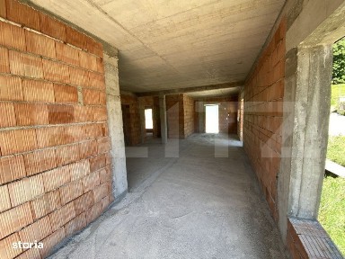 Casa familiala 3 camere, 500 mp teren, la poalele Mesesului in Zalau