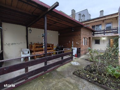 Casa Peninsula/Piata Ovidiu 4 camere și curte proprie, langa plaja.