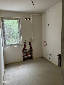 Apartament de 3 camere, 2 bai, 67mp, 50 mp terasa, zona Teilor