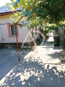 Casa de vanzare in Romanesti