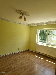 Vand apartament decomandat 3 camere