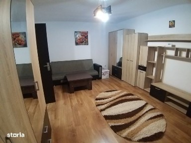 Pers Fizica: Inchiriez apartament cu 2 camere. 800m de Popas Pacurari