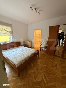 Casa de inchiriat, 10 camere, 300 mp, zona Spitalul Judetean