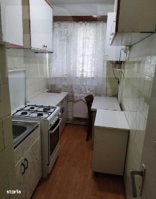 Inchiriez apartament 4 camere!
