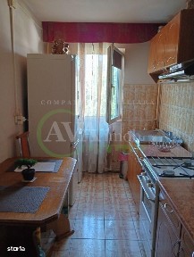 Apartament 2 camere semidecomandat zona Cora