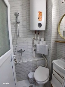 Garsoniera de vânzare