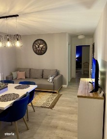 Apartament de 3 camere, 56 mp, garaj subteran, Zona Razoare
