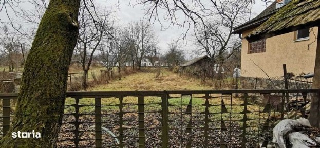 Casa, 100 mp utili+800 mp curte/gradina + anexe, Camara, Sighet