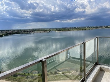 Proprietar, inchiriez apartament 2 camere Novum Lacul Mori Loc parcare