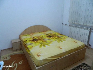 Apartament 3 camere de închiriat Rogerius