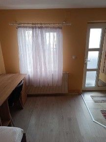 Inchiriez garsoniera in zona centrala