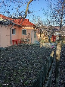 Casă în Saranga comuna Pietroasele