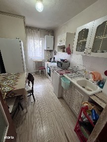 Apartament de inchiriat !