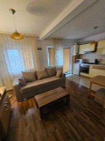 Apartament 2 camere zona centrala