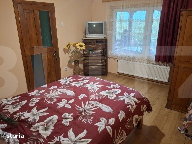 Casa, teren, anexe - Unteni, Burlesti - Proprietate cu potential!