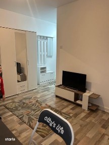 Inchiriez garsoniera