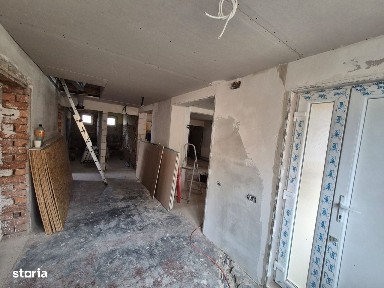 Vand casa la Belis, 800mp teren, la drumu principal, teren drept!