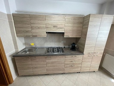 Vand apartament 3 camere Focșani