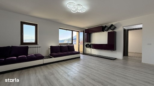 Apartament 4 camere, renovat complet, 2 băi, 2 balcoane, lângă spital