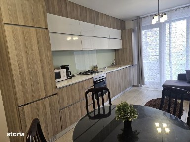 Inchiriez apartament 2 camere Mamaia Sat (Alezzi)
