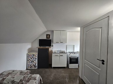 Garsoniera de închiriat 1300 lei cu utilități incluse