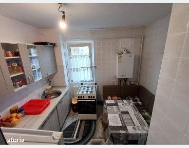 Vand apartament 2 cam.