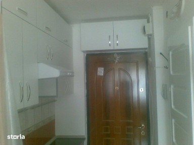 Garsoniera de vanzare in Nufarul, super pozitie la doi pasi de Lotus