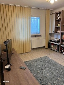 Vand garsoniera decomandata