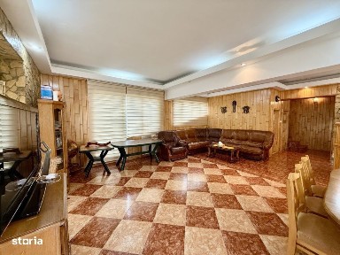 Vila de vanzare Ovidiu Sud pe colt