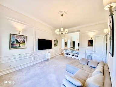 Apartament 2 camere ultracentral, mobilat, utilat, cu vedere spre malu