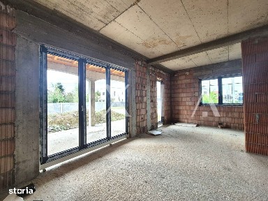 AX1005 Ciarda Rosie, Duplex Mediteranean, Toate Utilitatile