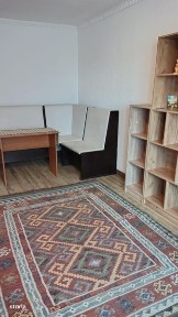 Inchiriez apartament 2 camere decomandat, zona Mobila