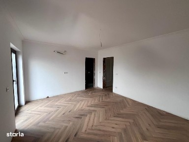 Duplex despartit prin camera tehnica, 5 camere | Dumbravita | IKEA