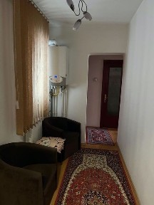 Ap 3 camere decomandat,et 2/4,zona spitalului 62000 euro