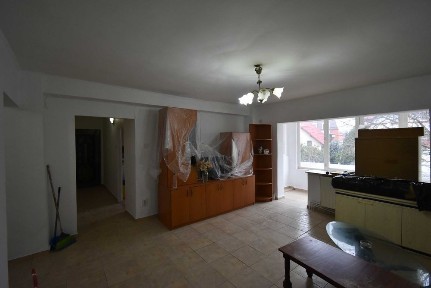 Oportunitate -Primarie -apartament 2 camere - suprafata mare de 66 mp