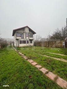 Casa 6 camere + anexa, 811 mp teren, zona Leamna de Sus