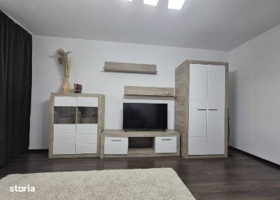 Apartament cu 3 camere, recent renovat, zona Dacia