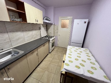 INCHIRIEZ apartament 2 camere semidecomandat, zona Mihai Viteazul
