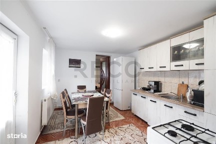 RECO Casa cu 4 camere in Burzuc