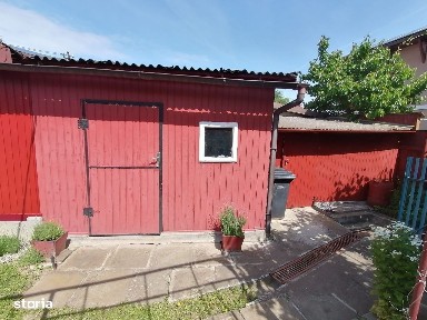 Apartament la casă în zonă semicentrală