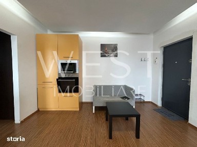 Apartament cu 3 camere l decomandat l la cheie l curte privata l Cetat