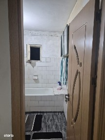 Apartament 2 decomandate Brazdă Școala 23 3/4