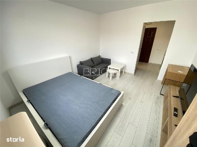 Aleea Constructorilor, Tractorul, Brasov