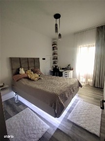 Sanandrei -Apartament 3 camere - doua balcoane - curte -foisor - beci