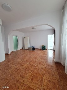 Vanzare apartament 3 camere transformat in 2 camere, Galati, Micro 39A
