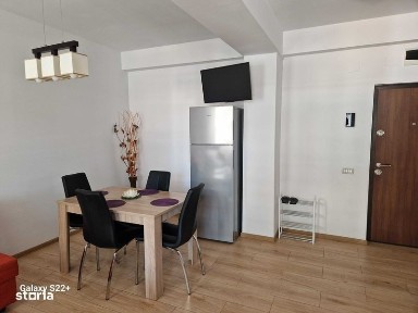 Inchiriez apartament MAMAIA NORD